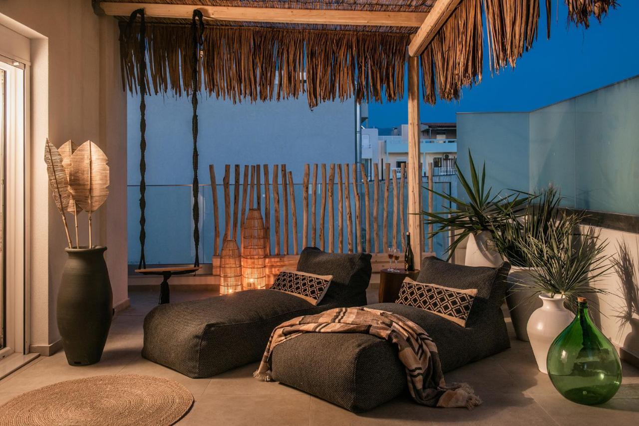 הרסוניסוס Khroma Luxury Suite 2 Beach Front Apartment מראה חיצוני תמונה